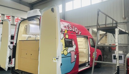 【实探】随时随地叫车洗宠!金融“活水”助力科技小微企业发展