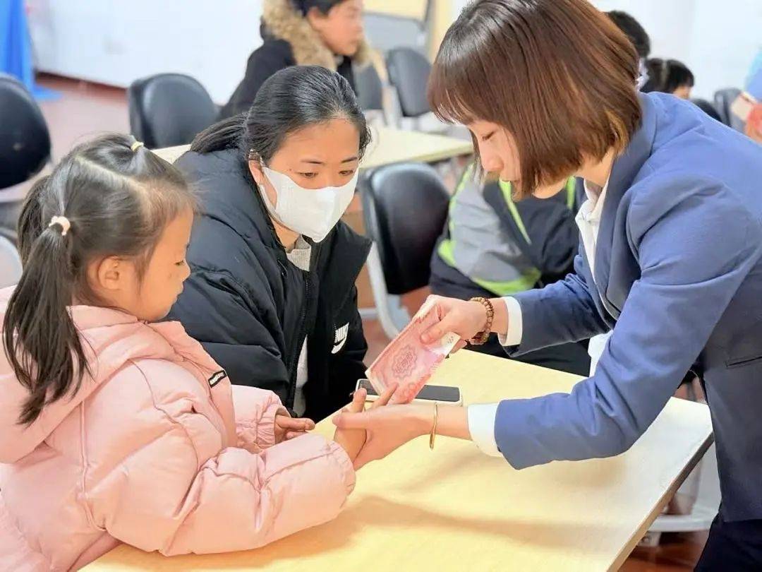 金融反诈从娃娃抓起！“小小银行家”开启财商启蒙之旅