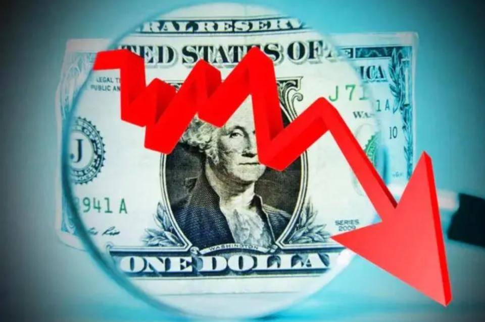 美财长急了！白宫严防金融危机，中国7590亿美债该咋办？